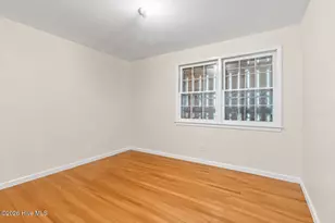 408 S 5th St, Swansboro, NC 28584 - Photo 6