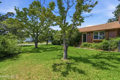 408 S Fifth Street, Swansboro, NC 28584 - Photo 1