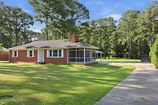 1760 John Small Ave, Washington, NC 27889 - Photo 1