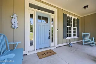 119 Breakwater Dr, Newport, NC 28570 - Photo 4