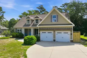 119 Breakwater Dr, Newport, NC 28570 - Photo 2