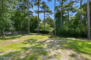 119 Breakwater Dr, Newport, NC 28570 - Photo 40