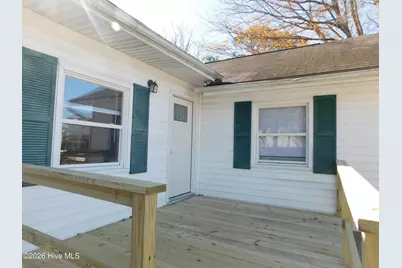 423 Bouy Street, New Bern, NC 28560 - Photo 2