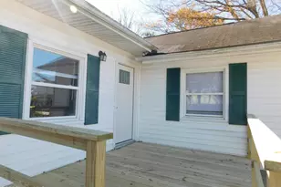 423 Bouy St, New Bern, NC 28560 - Photo 2