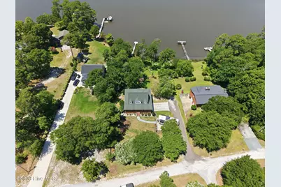 3 Creekside Woods Drive, Swansboro, NC 28584 - Photo 2