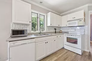 3 Creekside Woods Dr, Swansboro, NC 28584 - Photo 24