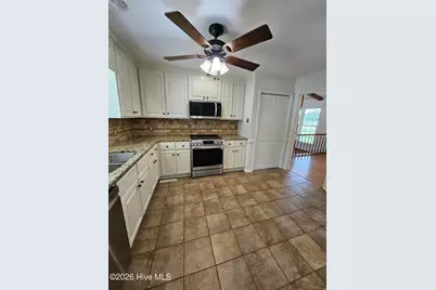 100 Ashley Avenue, Goldsboro, NC 27530 - Photo 8