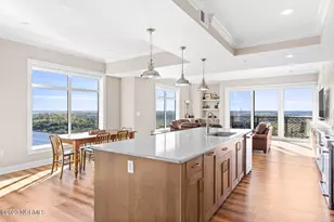 240 N Water St, Wilmington, NC 28401 - Photo 6