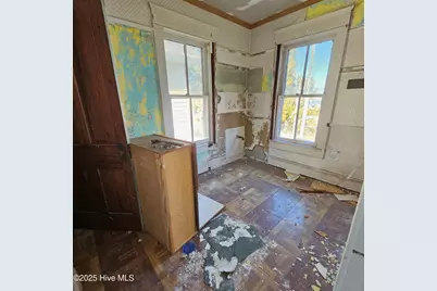 737 Riverside Avenue, Elizabeth City, NC 27909 - Photo 8