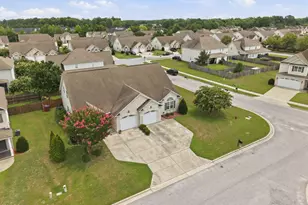 2012 Croyden Cir, Greenville, NC 27834 - Photo 2