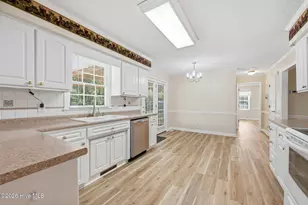 4800 Meadow Ct Dr, New Bern, NC 28562 - Photo 10
