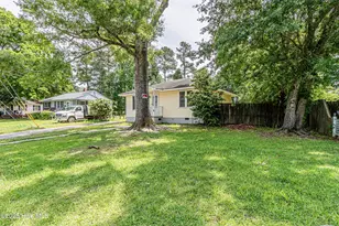 717 New River Dr, Jacksonville, NC 28540 - Photo 4