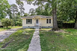 717 New River Dr, Jacksonville, NC 28540 - Photo 1