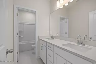 323 Queensferry Ln, Aberdeen, NC 28315 - Photo 22