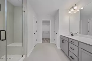 323 Queensferry Ln, Aberdeen, NC 28315 - Photo 12