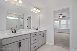 323 Queensferry Ln, Aberdeen, NC 28315 - Photo 14