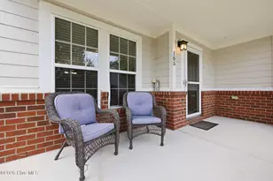 105 Moultrie Ln, Aberdeen, NC 28315 - Photo 6