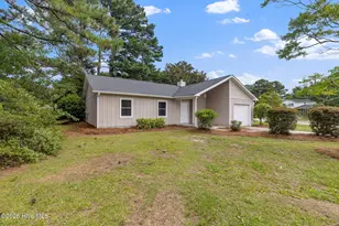 218 Disney Dr, Wilmington, NC 28409 - Photo 4