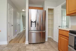 202 S River Dr, Jacksonville, NC 28540 - Photo 16