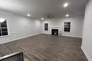 818 Hidden Brg Dr, Jacksonville, NC 28546 - Photo 8
