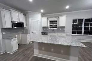 818 Hidden Brg Dr, Jacksonville, NC 28546 - Photo 6