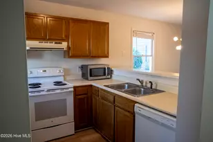 137 Lullwater Dr, Wilmington, NC 28403 - Photo 4