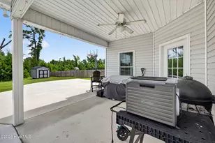 340 N Ardsley Ln, Rocky Point, NC 28457 - Photo 36