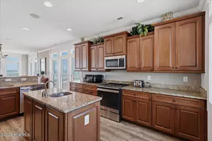 31 Porpoise Pl, North Topsail Beach, NC 28460 - Photo 12