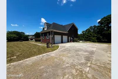 191 N Lakes Drive, Whiteville, NC 28472 - Photo 8