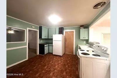 309 N Farmers Road, Fayetteville, NC 28311 - Photo 6