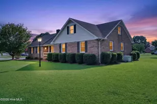 1601 Darian Dr, Elizabeth City, NC 27909 - Photo 2