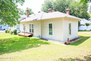 215 S Randolph St, Rockingham, NC 28379 - Photo 4
