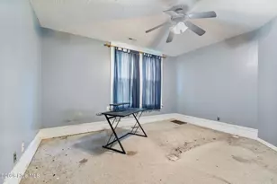 612 W Main St, Mount Olive, NC 28365 - Photo 10