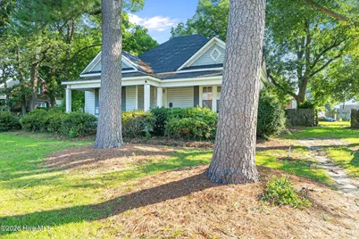 612 W Main Street, Mount Olive, NC 28365 - Photo 2
