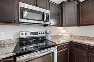 605 Coral Reef Ct, Sneads Ferry, NC 28460 - Photo 8