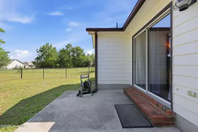 416 Oregon Trail, Hubert, NC 28539 - Photo 8