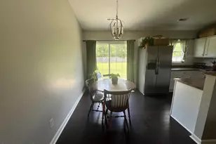 238 Sweet Gum Ln, Richlands, NC 28574 - Photo 6