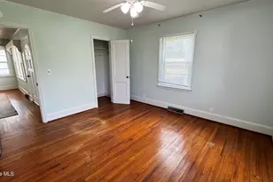 389 Haw Branch Rd, Richlands, NC 28574 - Photo 6