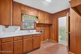 207 S Main St, Salemburg, NC 28385 - Photo 12