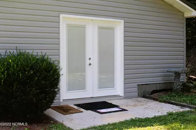 1136 S McNeill Street, Carthage, NC 28327 - Photo 2