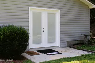 1136 S McNeill St, Carthage, NC 28327 - Photo 2