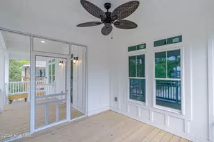 112 NE 27th St, Oak Island, NC 28465 - Photo 34