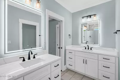 112 NE 27th Street, Oak Island, NC 28465 - Photo 24