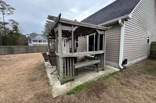 310 Landon Ln, Sneads Ferry, NC 28460 - Photo 22