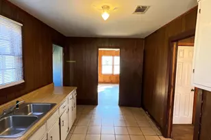 1694 Douglas St, Augusta, GA 30901 - Photo 6
