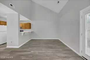 136 Lullwater Dr, Wilmington, NC 28403 - Photo 12
