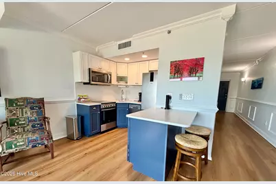 106 N Water Street #202, Wilmington, NC 28401 - Photo 2