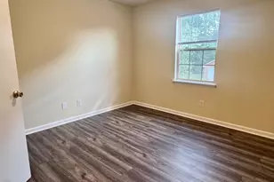 1401 Westpointe Dr, Greenville, NC 27834 - Photo 4