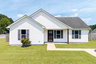 143 Sutton Dr, Elizabeth City, NC 27909 - Photo 2