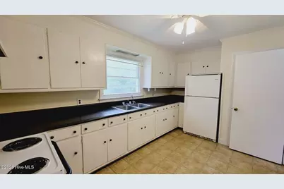 2512 Castle Hayne Road, Wilmington, NC 28401 - Photo 10